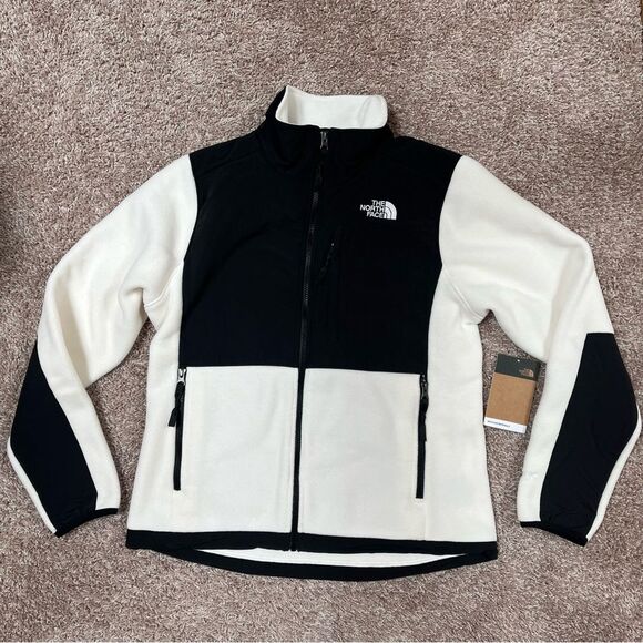 The North Face Jackets & Blazers - The North Face Denali Jacket